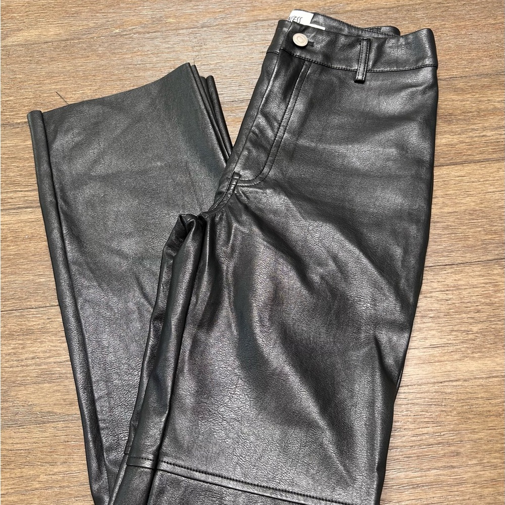 Princess Polly Black Faux Leather Pants High Waisted Straight Leg Raw Hem size 2 - Picture 10 of 12